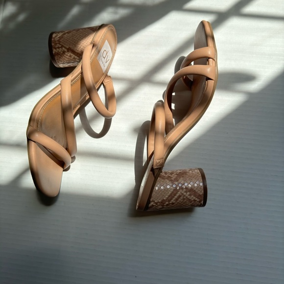 Dv by Dolce Vita Nude Beige Faux snakeskin Chunk Heeled Sandals - Picture 5 of 7